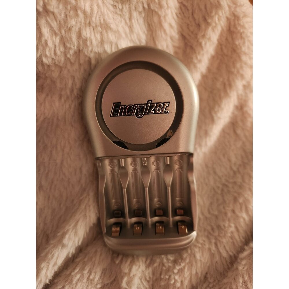Energizer CHVC2 Class 2 Battery Charger for Ni-MH AA & AAA Batteries